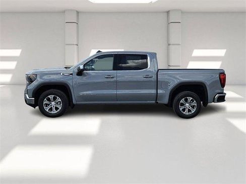 New 2025 GMC Sierra 1500 SLE w/ Preferred Package image 2