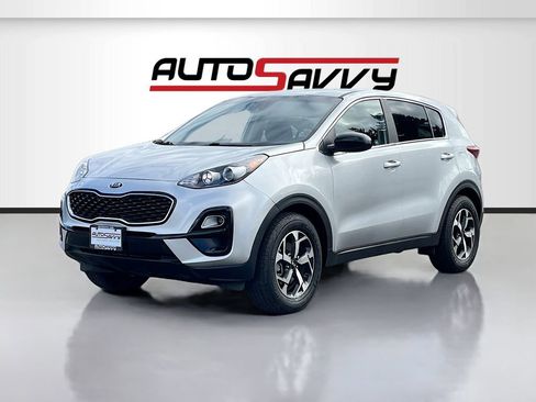 Used 2022 Kia Sportage LX AWD/4WD image 3