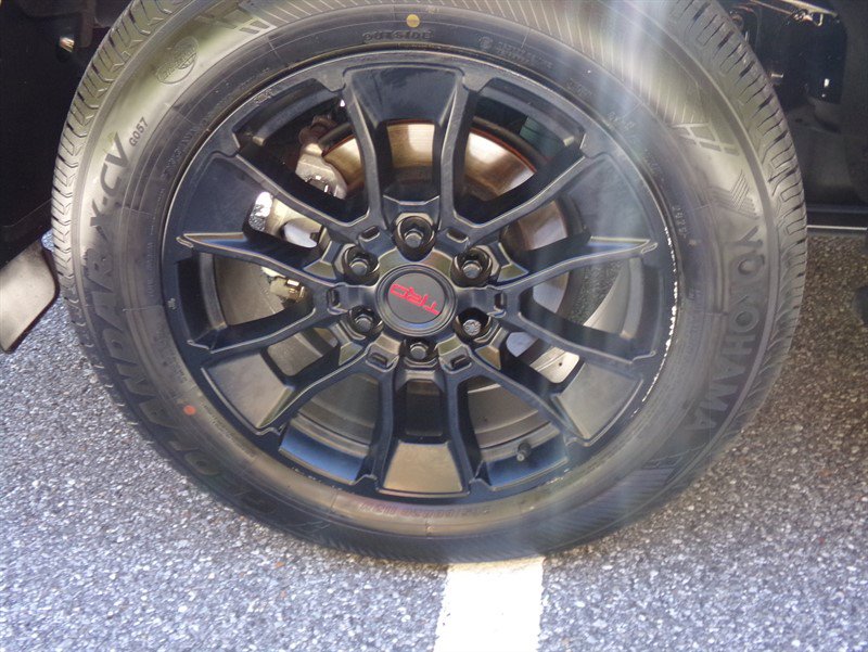Used 2024 Toyota Sequoia Platinum w/ TRD Off-Road Package AWD/4WD image 15