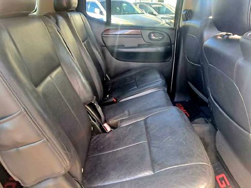 Used 2006 GMC Envoy XL Denali image 4