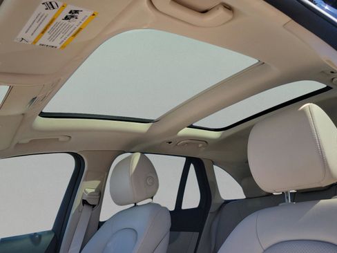 Used 2022 Mercedes-Benz GLC 300 image 34