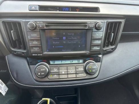 Used 2013 Toyota RAV4 XLE AWD/4WD image 13