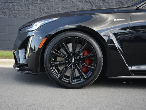 Used 2023 Cadillac CT5 V Blackwing w/ Driver Assist Package RWD image 39