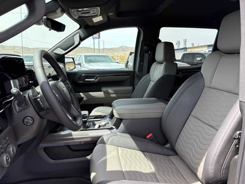 New 2026 Chevrolet Silverado 1500 ZR2 AWD/4WD image 14