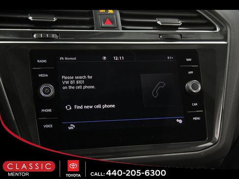 Used 2020 Volkswagen Tiguan SEL w/ 3rd Row Seat Package AWD/4WD image 11