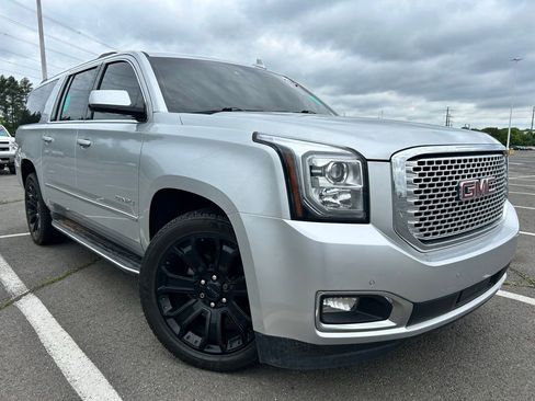 Used 2016 GMC Yukon XL Denali w/ Open Road Package AWD/4WD image 1