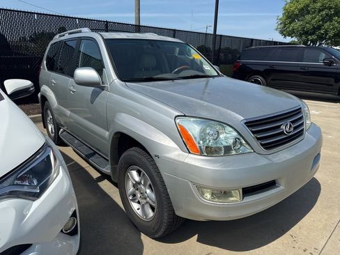Used 2004 Lexus GX 470 AWD/4WD image 2