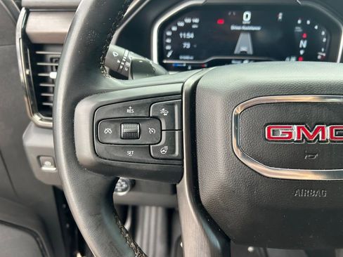 Used 2023 GMC Sierra 1500 AT4 w/ AT4 Premium Package AWD/4WD image 21