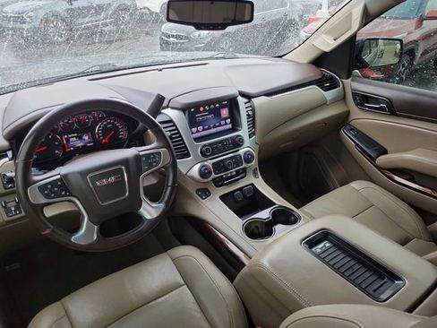 Used 2016 GMC Yukon SLT w/ HD Trailering Package image 22