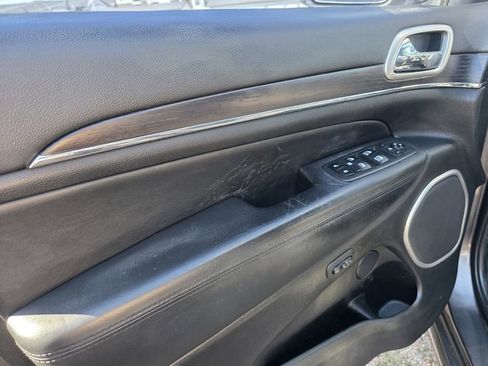 Used 2014 Jeep Grand Cherokee Summit image 14