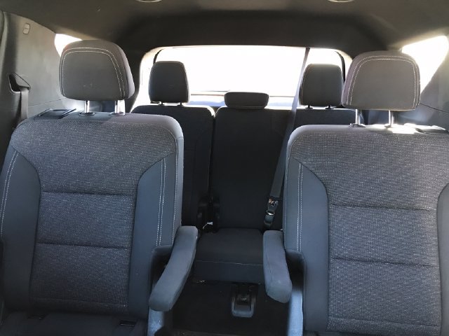 Certified 2025 Chevrolet Traverse LT w/ LPO, Floor Liner Package FWD image 32