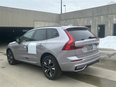 New 2026 Volvo XC60 B5 Plus w/ Protection Package Premier image 4