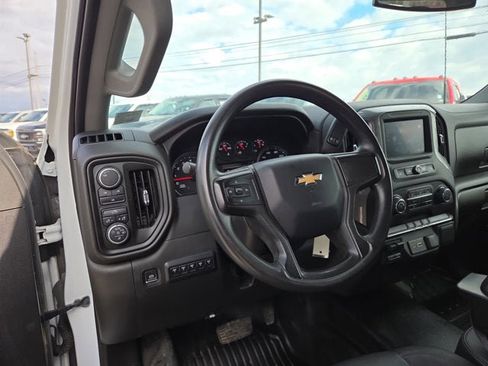 Used 2021 Chevrolet Silverado 2500 W/T w/ WT Convenience Package image 8