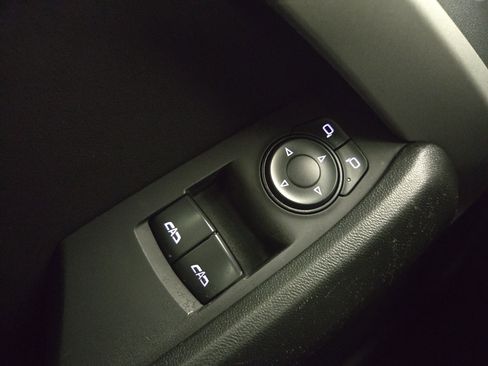 Certified 2021 Chevrolet Camaro LT image 28