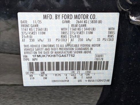 New 2026 Ford Explorer ST-Line w/ ST-Line Street Pack image 18