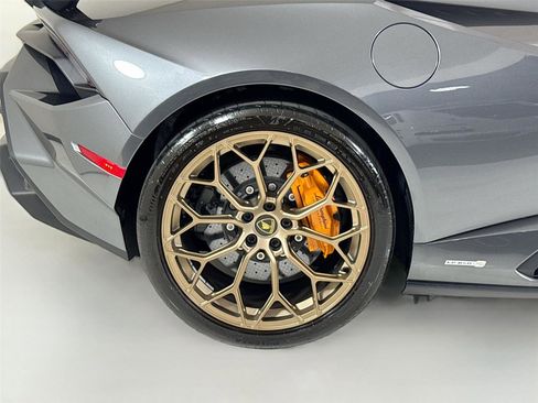 Used 2023 Lamborghini Huracan Tecnica RWD image 38