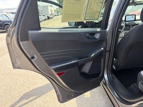 Used 2024 Ford Escape Active AWD/4WD image 17