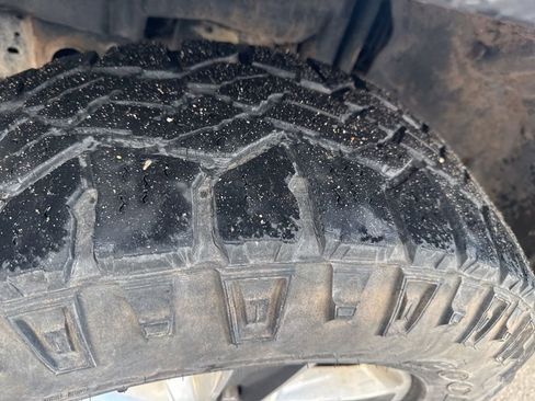 Used 2018 Jeep Wrangler Unlimited Sahara AWD/4WD image 31