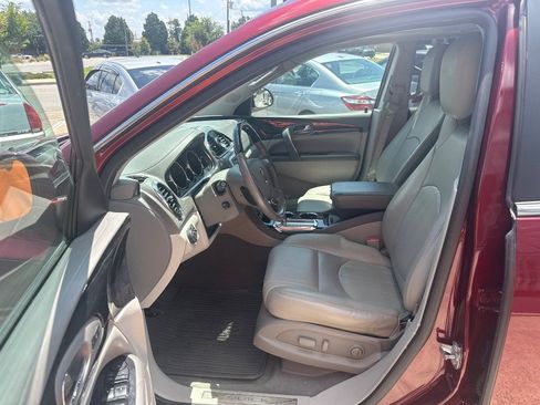 Used 2017 Buick Enclave Premium w/ Experience Buick Package FWD image 11