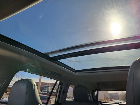 Used 2022 Toyota Highlander Platinum image 38