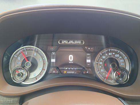 Used 2021 RAM 3500 Limited AWD/4WD image 19