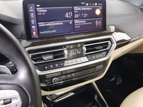 Used 2022 BMW X3 xDrive30i w/ Premium Package image 16