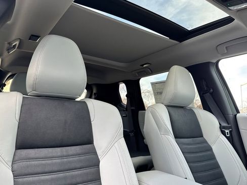 New 2026 Mitsubishi Outlander SE AWD/4WD image 17