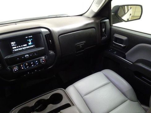 Used 2019 Chevrolet Silverado 1500 W/T RWD image 32