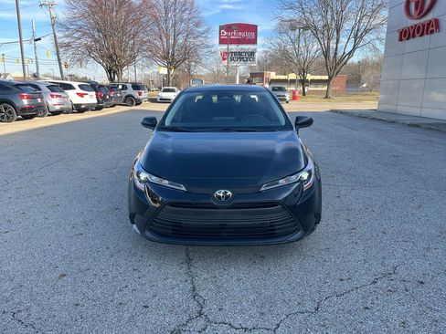 Certified 2023 Toyota Corolla LE image 8