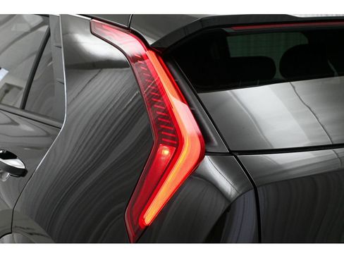 New 2025 Kia Niro Wave w/ Wave Preserve Package image 9