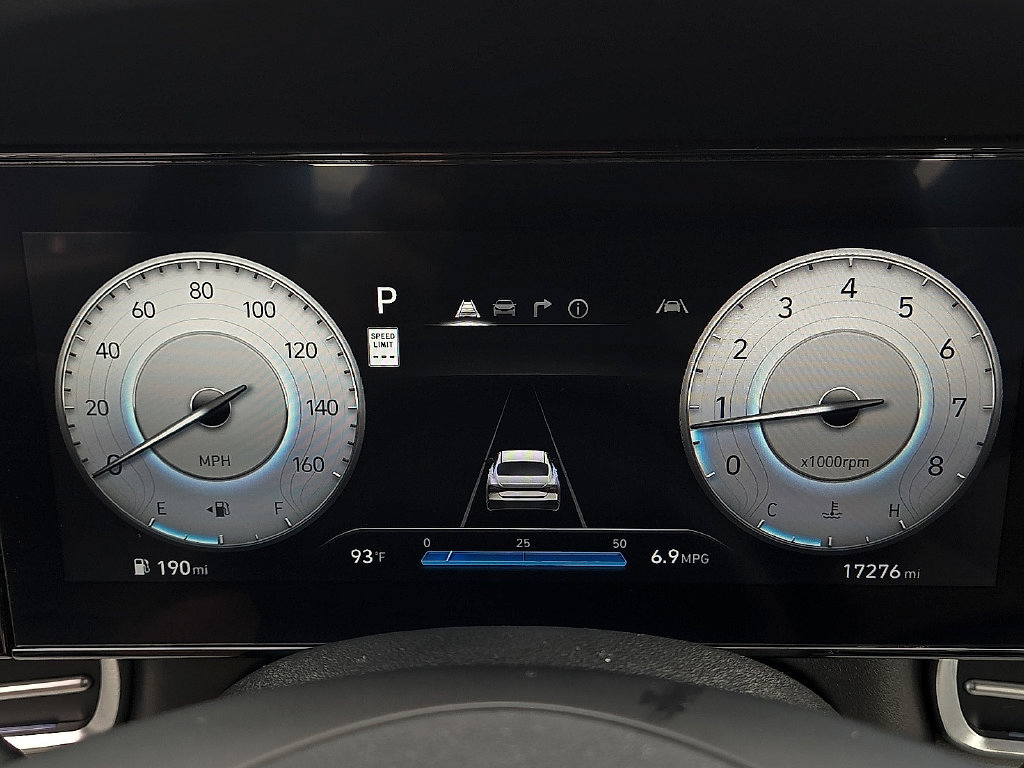 Used 2026 Hyundai Elantra Limited FWD image 18