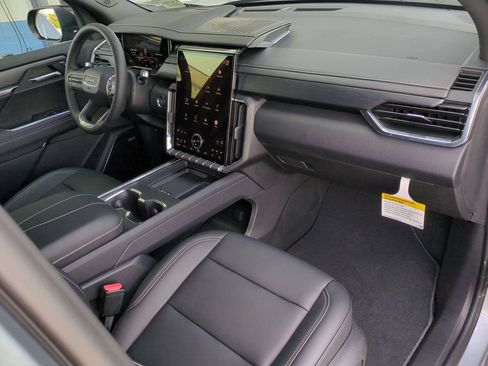 New 2026 GMC Acadia Elevation w/ Black Edition FWD image 32