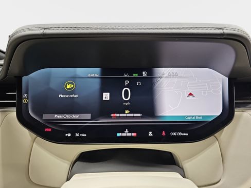 Certified 2025 Land Rover Range Rover SE AWD/4WD image 21