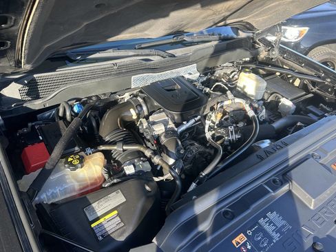 Used 2015 Chevrolet Silverado 3500 LTZ w/ Duramax Plus Package image 16