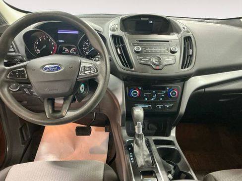 Used 2017 Ford Escape SE FWD image 11