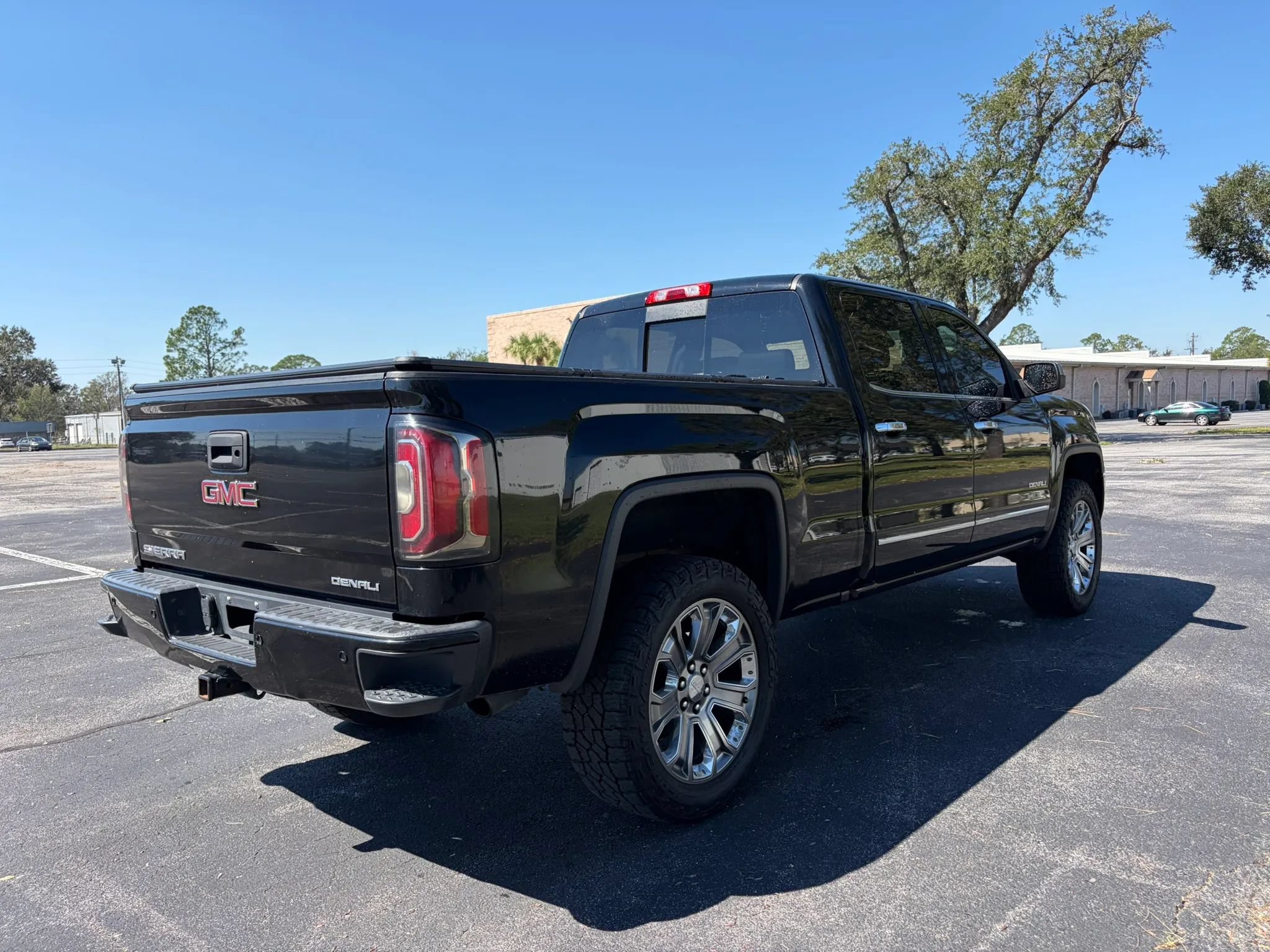 Used 2018 GMC Sierra 1500 Denali w/ Denali Ultimate Package AWD/4WD image 7
