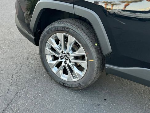 New 2025 Toyota RAV4 Limited image 8