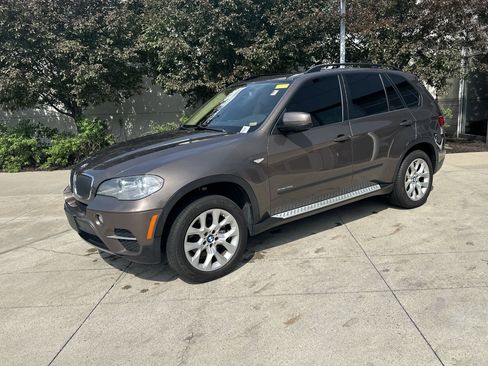 Used 2012 BMW X5 xDrive35i AWD/4WD image 9