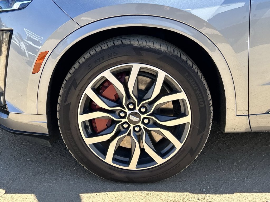 Certified 2024 Cadillac XT6 Sport AWD/4WD image 37