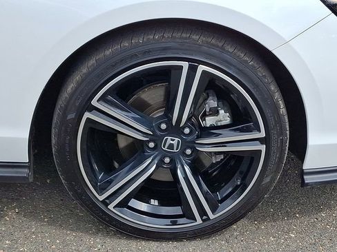 Certified 2025 Honda Accord Sport image 8