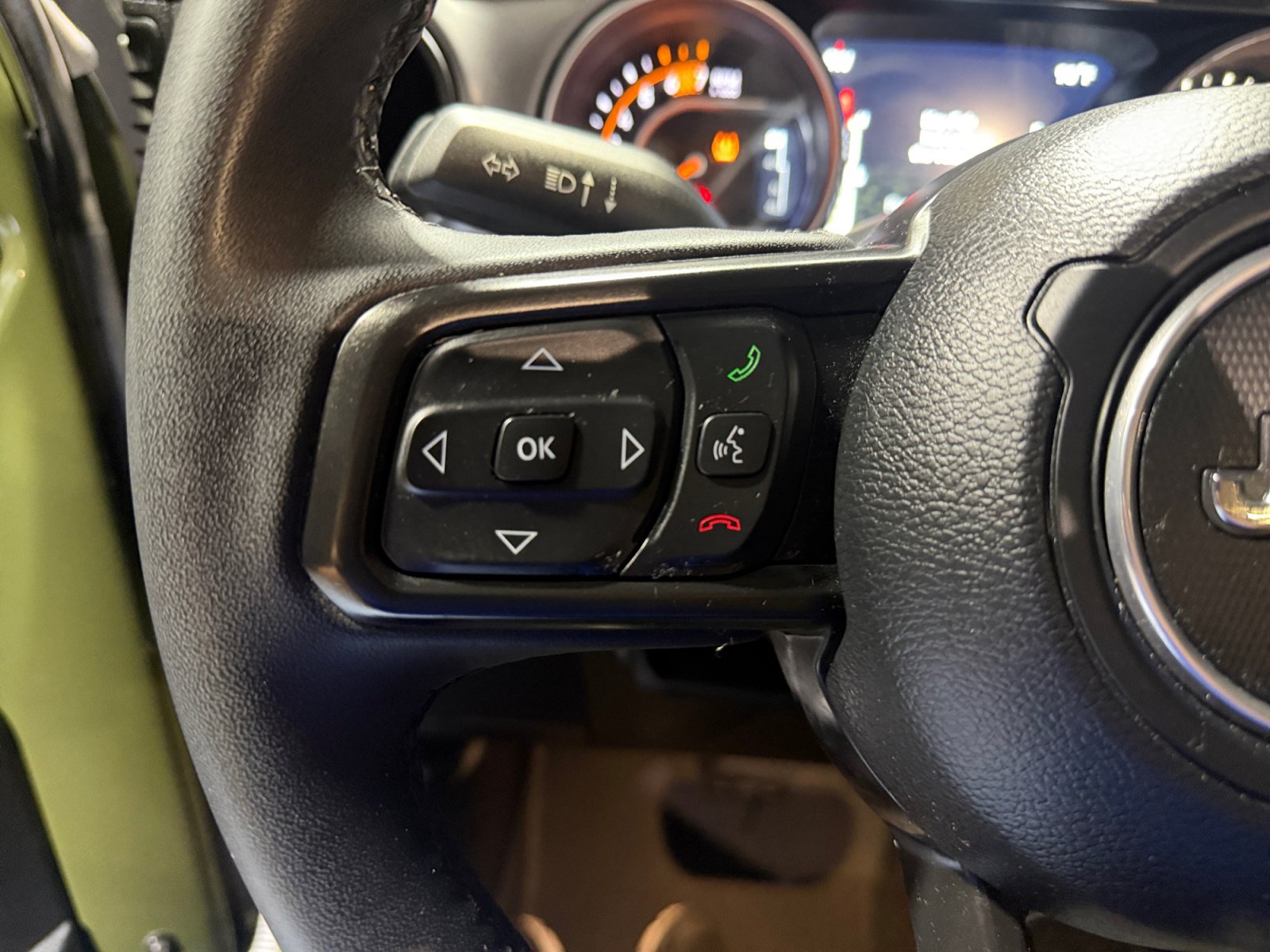 Used 2023 Jeep Wrangler Unlimited Sport AWD/4WD image 17