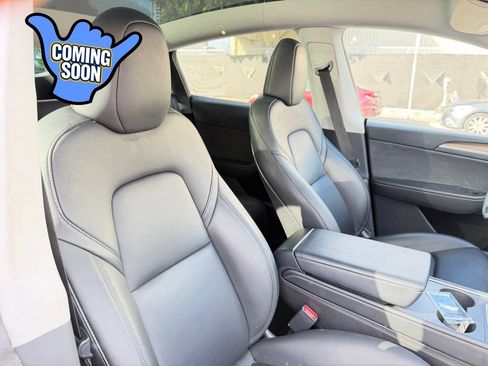 Used 2023 Tesla Model Y AWD image 8