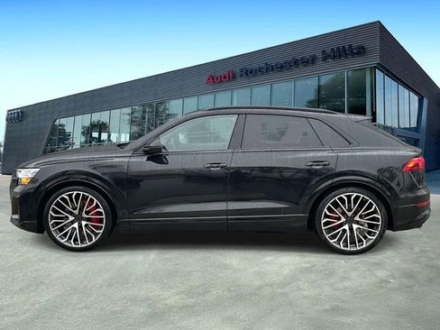 New 2026 Audi SQ8 Prestige image 2
