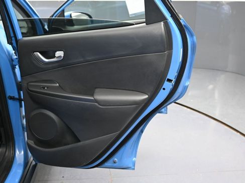 Used 2023 Hyundai Kona Limited image 35
