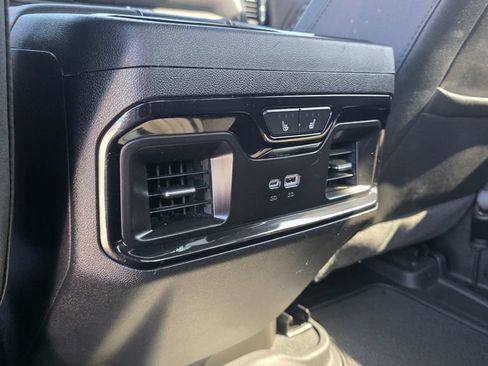Used 2025 GMC Sierra 2500 AT4 AWD/4WD image 16