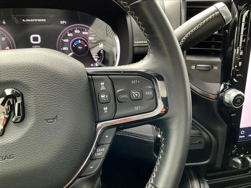 Used 2024 RAM 2500 Limited AWD/4WD image 21