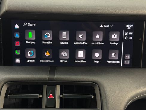 Used 2023 Porsche Taycan 4S w/ Premium Package image 25