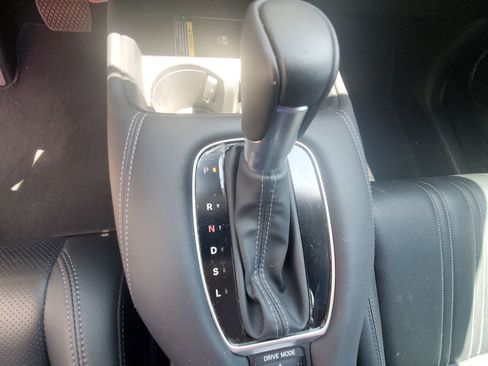 Used 2024 Honda HR-V EX-L image 16