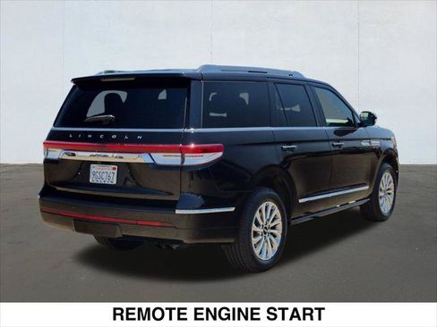 Certified 2023 Lincoln Navigator 2WD image 5