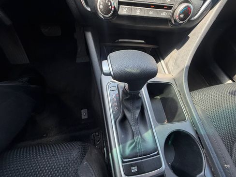 Used 2019 Kia Optima LX FWD image 18